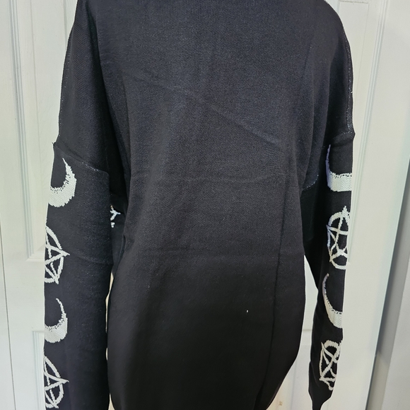 ​🖤 GOTHIC CAT OVERSIZED KNIT DRESS 🖤 - Picture 7 of 8